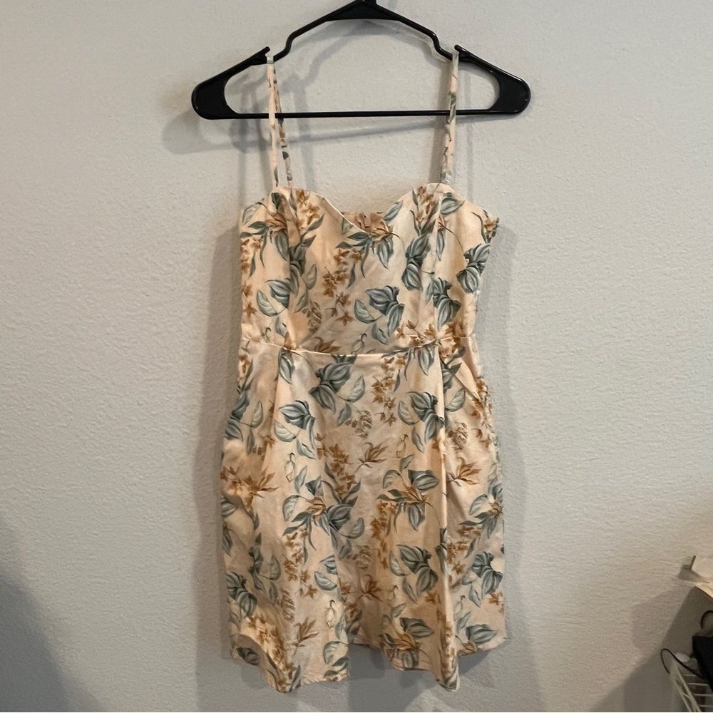 Shore size small peach floral tropical mini dress with adjustable straps